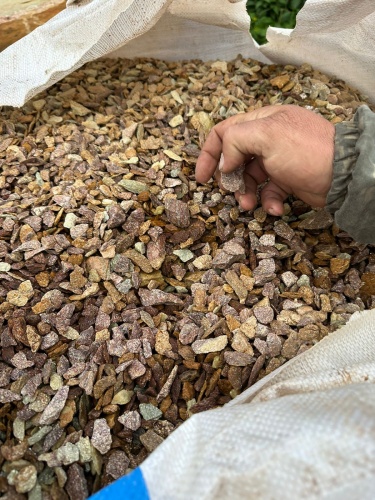 Златолит персиковый декоративная каменная крошка купить в Нытве