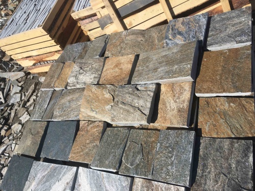 Плитка пилёная златолит Уральский для цоколя, отмостки купить в Нытве