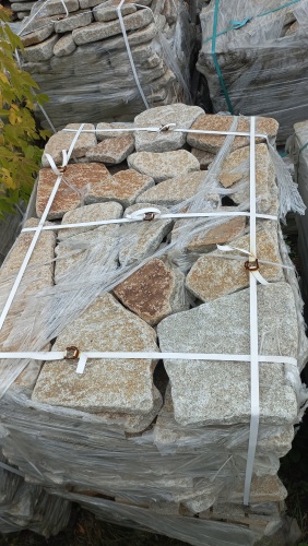 Плитняк галтованный гранитный для ландшафтного дизайна купить в Нытве